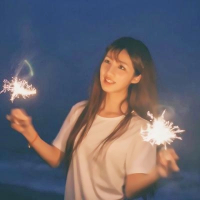 愿长伴永无话别之时 微信情侣头像唯美一对两张