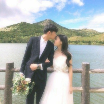 高清好看穿婚纱的情侣头像两张图片 婚纱情侣头像一对两张