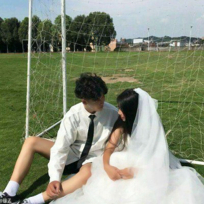 高清好看穿婚纱的情侣头像两张图片 婚纱情侣头像一对两张