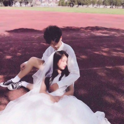 高清好看穿婚纱的情侣头像两张图片 婚纱情侣头像一对两张