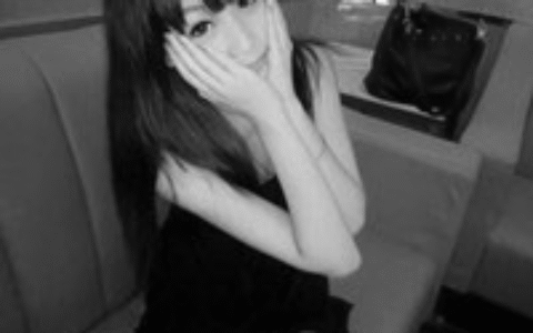 黑白头像情侣一男一女,好看的黑白头像情侣一对两张图片