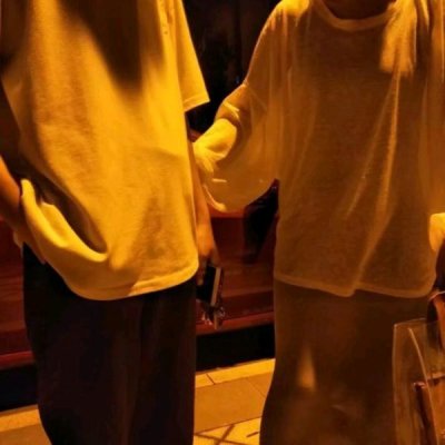 情侣头像不露脸一对两张,高清好看的情侣头像不露脸在一起