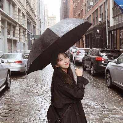 浪漫情侣头像一对两张,高清唯美的浪漫情侣头像一左一右