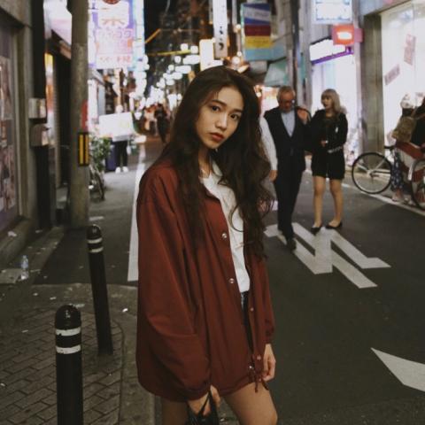 背影情侣头像一男一女,高清唯美好看的背影情侣头像一人一张图片