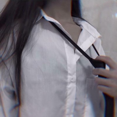 情侣头像半身控,高清好看的情侣头像半身控一对两张图片