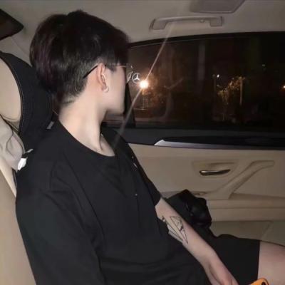 高清高冷的时尚潮流情侣一男一女头像图片 情头一男一女高冷真人