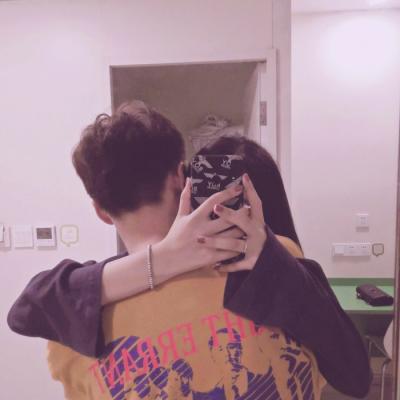 高清好看的双人情侣头像秀恩爱一对两张 男女秀恩爱情侣头像