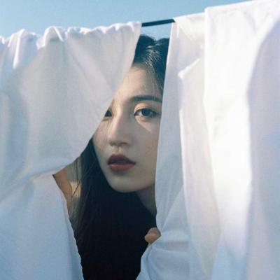 高清好看的不明显的情侣头像一男一女两张 qq头像不明显情侣一对