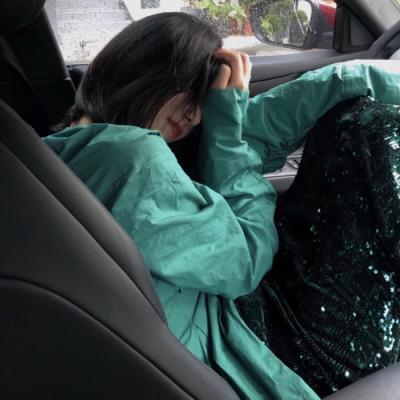 高清好看的不明显的情侣头像一男一女两张 qq头像不明显情侣一对