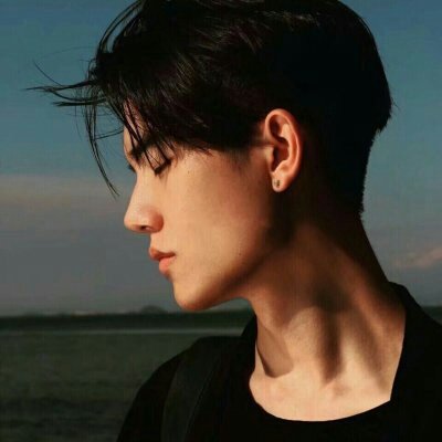 高清好看的韩系情侣头像一对两张图片 韩系情头一对两张