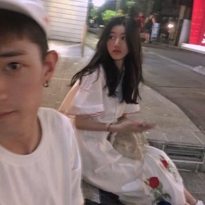 高清好看的手机控情侣头像图片 情侣头像手机控一对