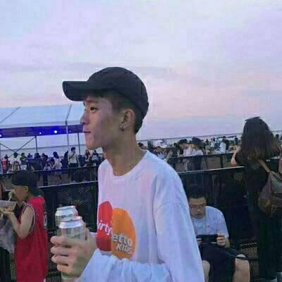 高清好看的情侣头像背影或侧脸两张一组 情侣头像一对两张背影