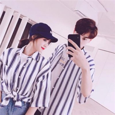 高清双人情侣头像亲吻霸气的 双人情侣头像亲吻霸气