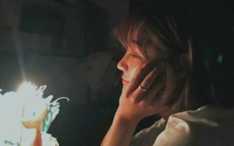 时尚潮流情头各一张好看 高清霸气情侣头一男一女各一张