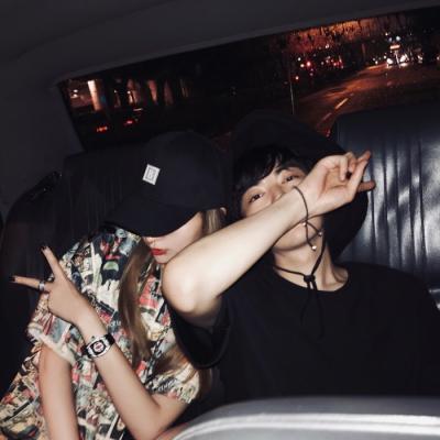 时尚潮流情头各一张好看 高清霸气情侣头一男一女各一张