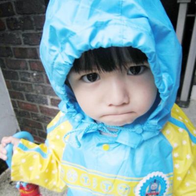 高清好看的小孩子情侣头像 一男一女超可爱的小孩子情侣图片头像