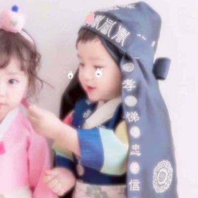 高清好看的最新萌娃情侣头像一对两张 情侣头像萌系小孩一对