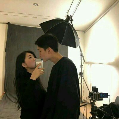 好看的真人搞怪情侣头像 搞怪情侣头像一对两张高清图
