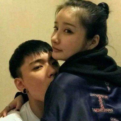 好看的真人搞怪情侣头像 搞怪情侣头像一对两张高清图