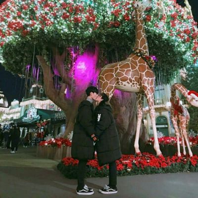 情侣头像接吻一对两张,高清浪漫的情侣头像双人两张接吻