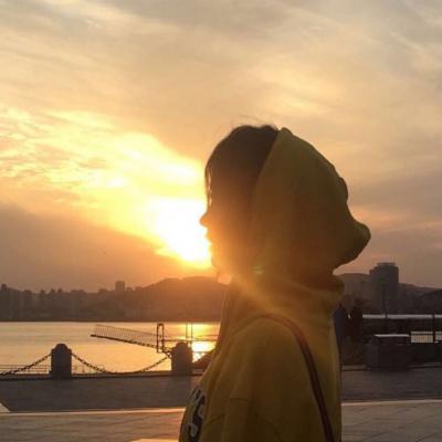 高清带风景的唯美情侣头像图片 情侣头像风景唯美一对