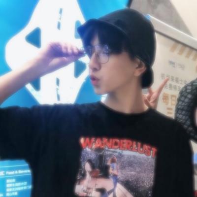 爱意满满的情侣头像一对 高清一对情侣头像