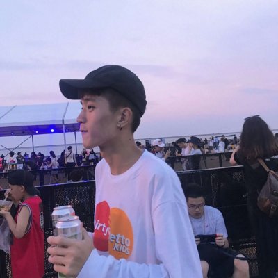 比较个性的真人情头两张高清好看