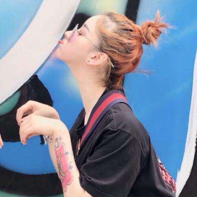 高清创意唯美情侣头像图片 创意情侣头像唯美图片