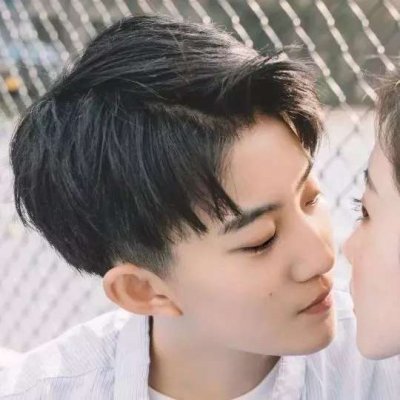 新潮高清情头好看不腻 独一无二情侣头像一对两张