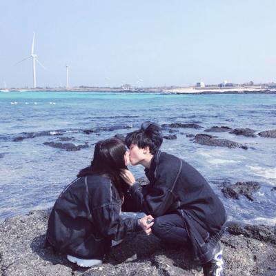 高清小清新风格情头好看 一对两张小清新情侣头像