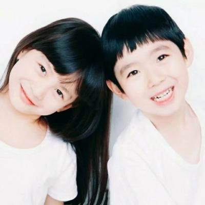 高清可爱的萌娃情头 情侣头像可爱小孩一对