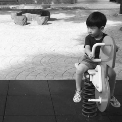 小孩情头两小无猜太有爱了 qq头像情侣可爱萌小孩
