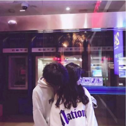 画风很唯美的情侣头像图片 高清的情侣头像唯美