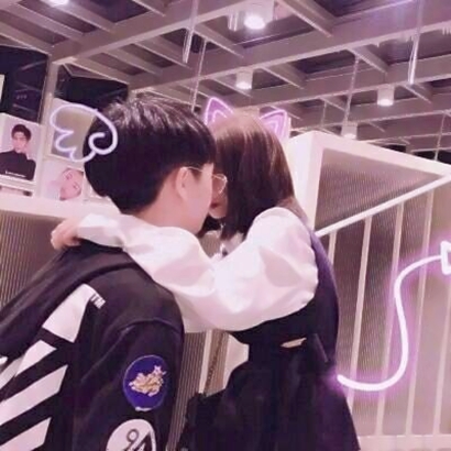 高清唯美的创意情侣头像一对两张 唯美好看的创意情侣头像